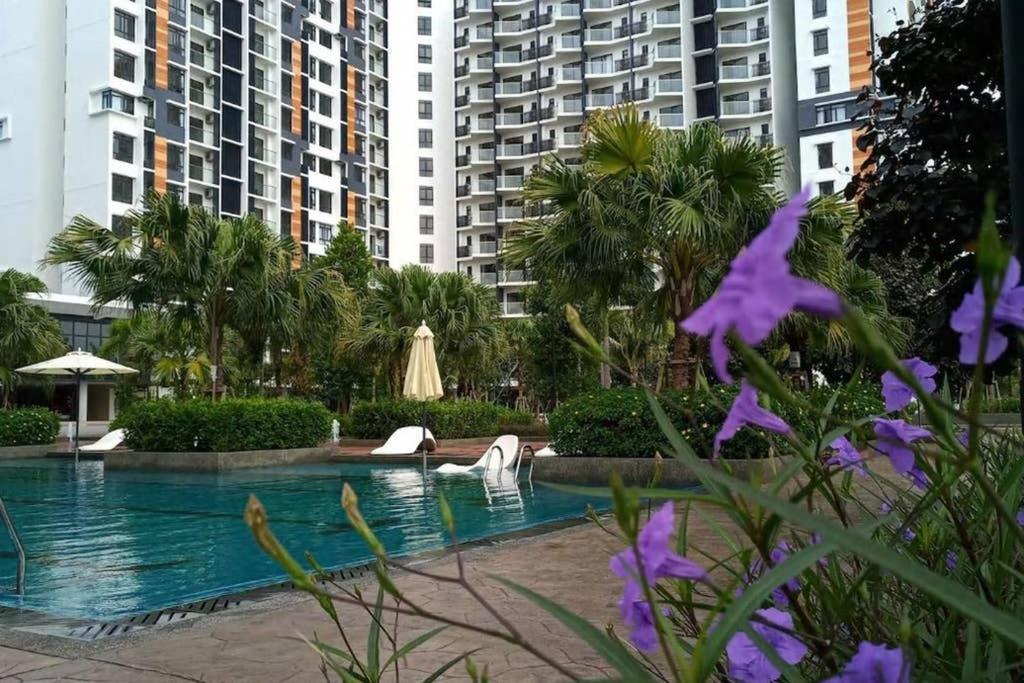 Adra Suites @ Timurbay Seafront Residence Kuantan Exterior foto